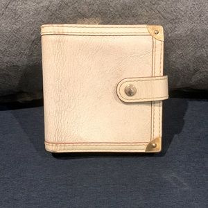 *RARE* Authentic Louis Vuitton Leather wallet!
